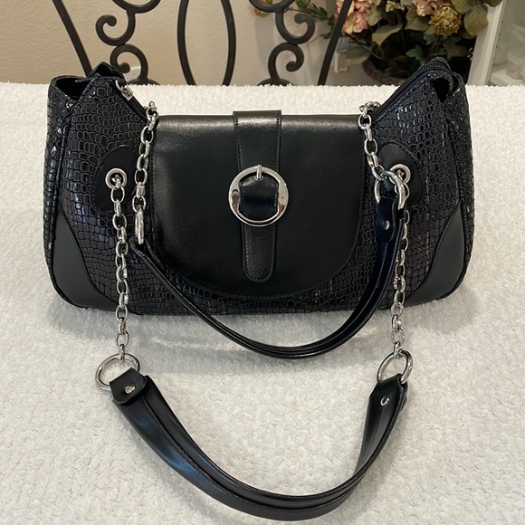 Charlie Lapson Handbags - CHARLIE LAPSON BLACK HANDBAG/ SHOULDER BAG WITH SILVER TONE HARDWARE